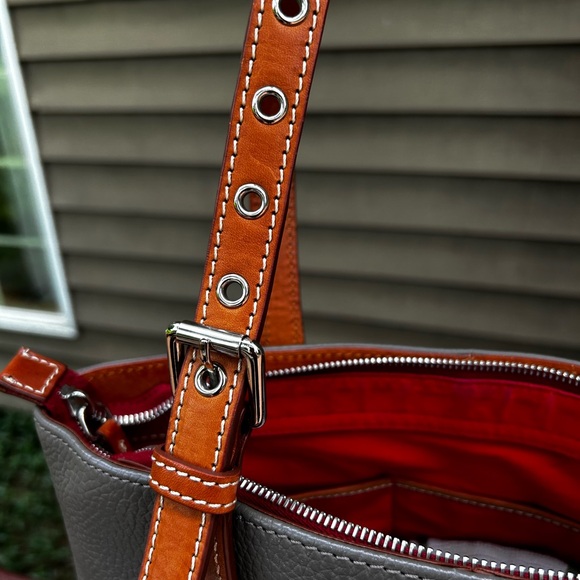 Grey gray Dooney and Bourke Bag - Picture 5 of 13